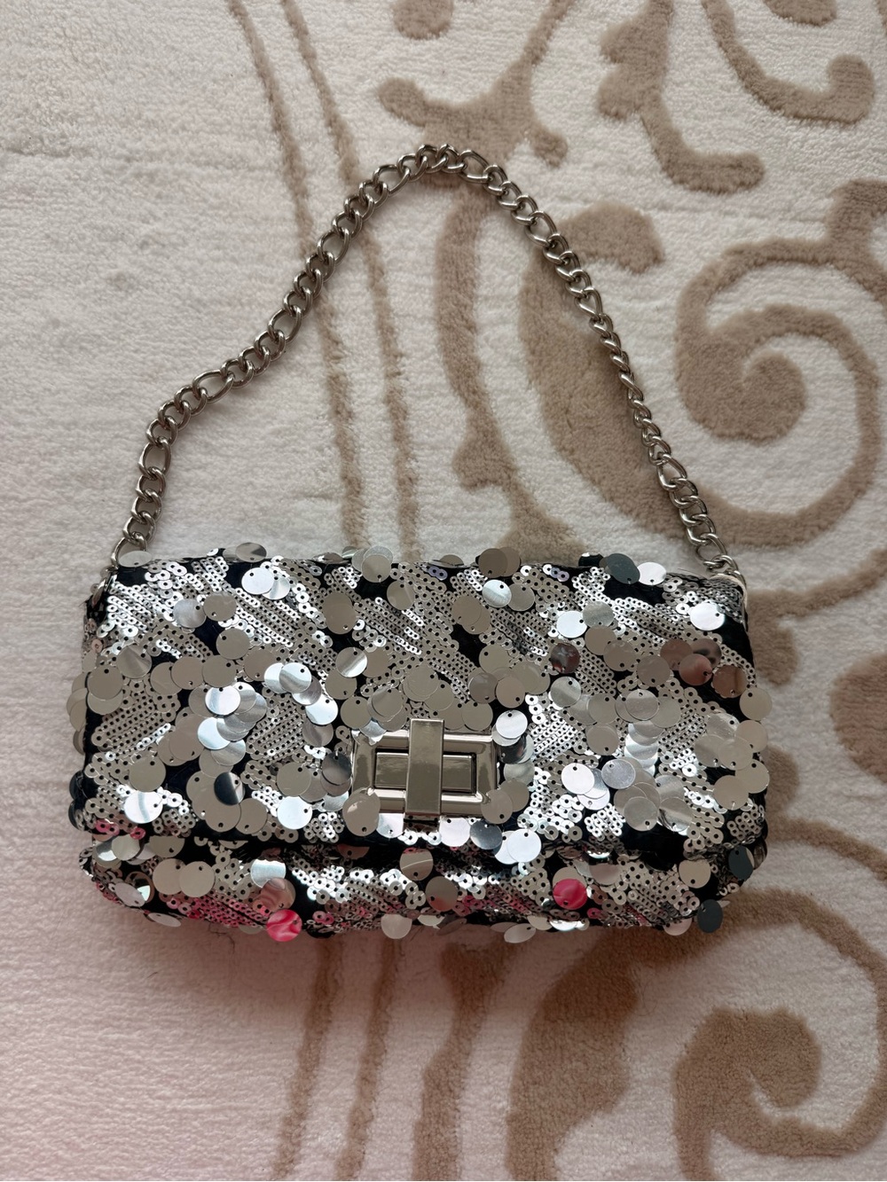 Sequin Silver Chain Shoulder Bag - Lightweight Evening Clutch